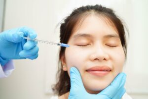 woman trying under eye PDGF in Potomac MD